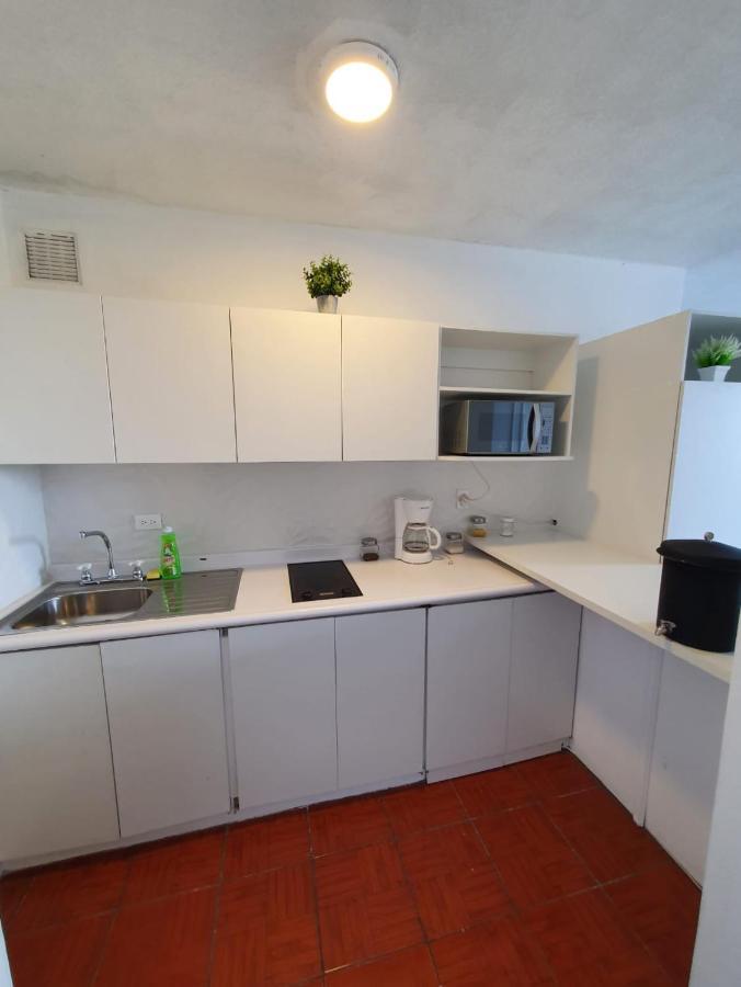 Apartamento Avenida Reforma Ciudad De Guatemala Kültér fotó